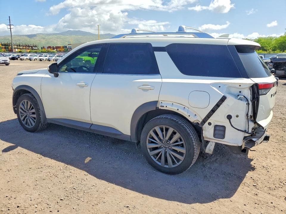 2023 NISSAN PATHFINDER SL SL 2