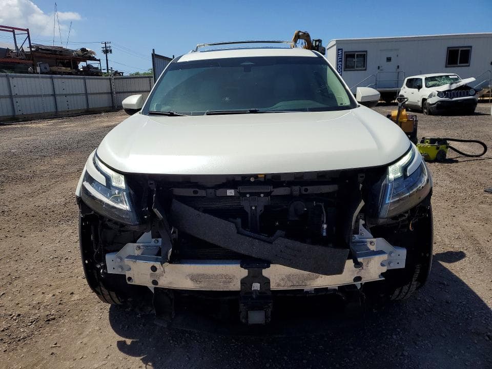 2023 NISSAN PATHFINDER SL SL 5