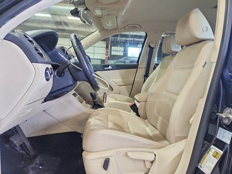 2017 VOLKSWAGEN TIGUAN S S 8