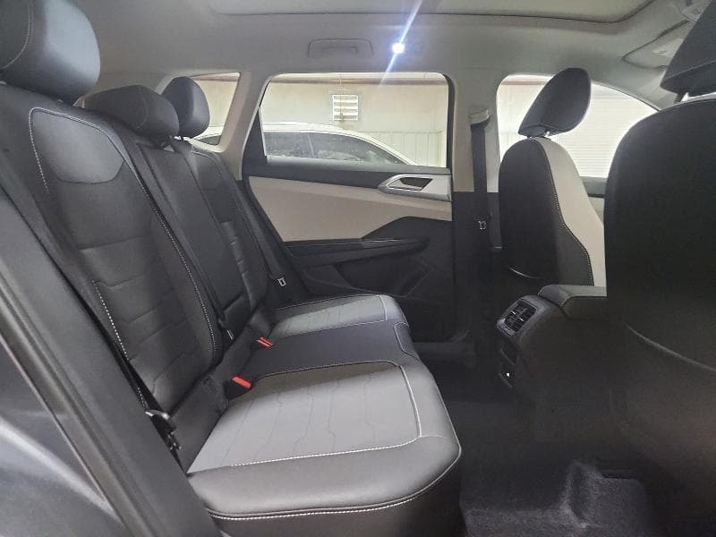 2025 VOLKSWAGEN TAOS SE SE 11