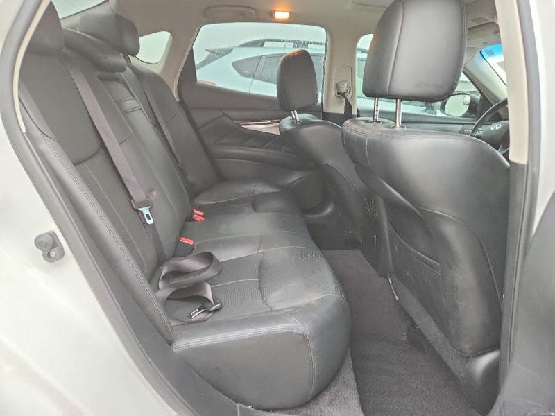 2019 INFINITI Q70 3.7 LUXE 3.7 LUXE 10