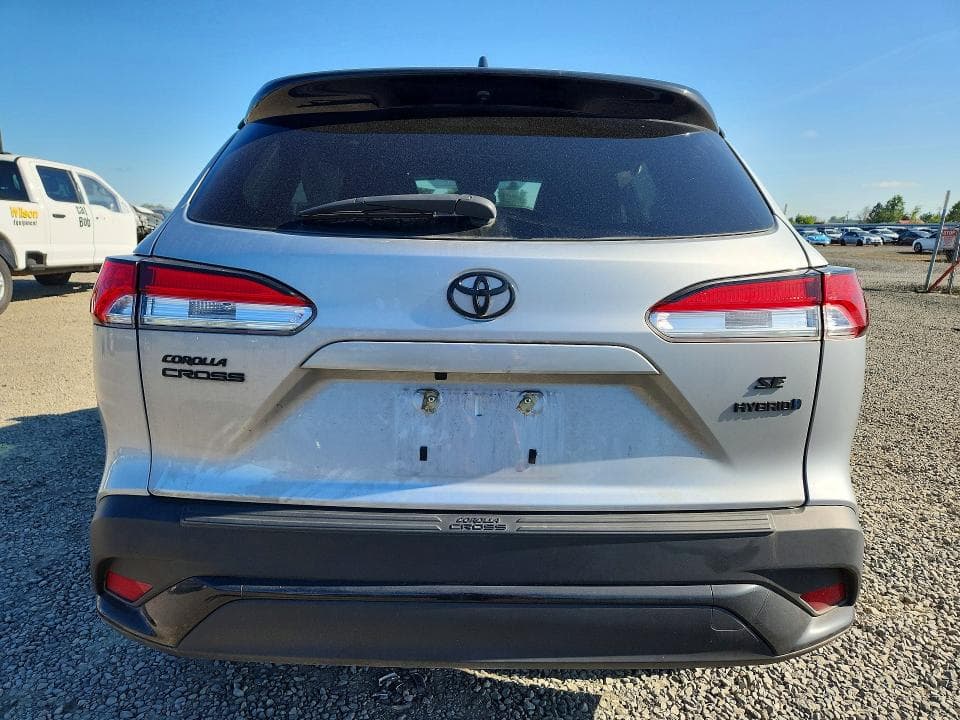 2024 TOYOTA COROLLA CROSS HYBRID SE SE 6