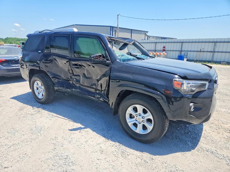 2017 TOYOTA 4RUNNER SR5 4