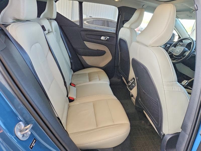 2023 VOLVO XC40 PLUS PLUS 11