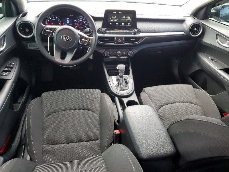 2021 KIA FORTE FE 8