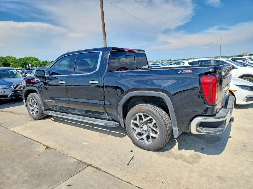 2024 GMC SIERRA K1500 SLT 2
