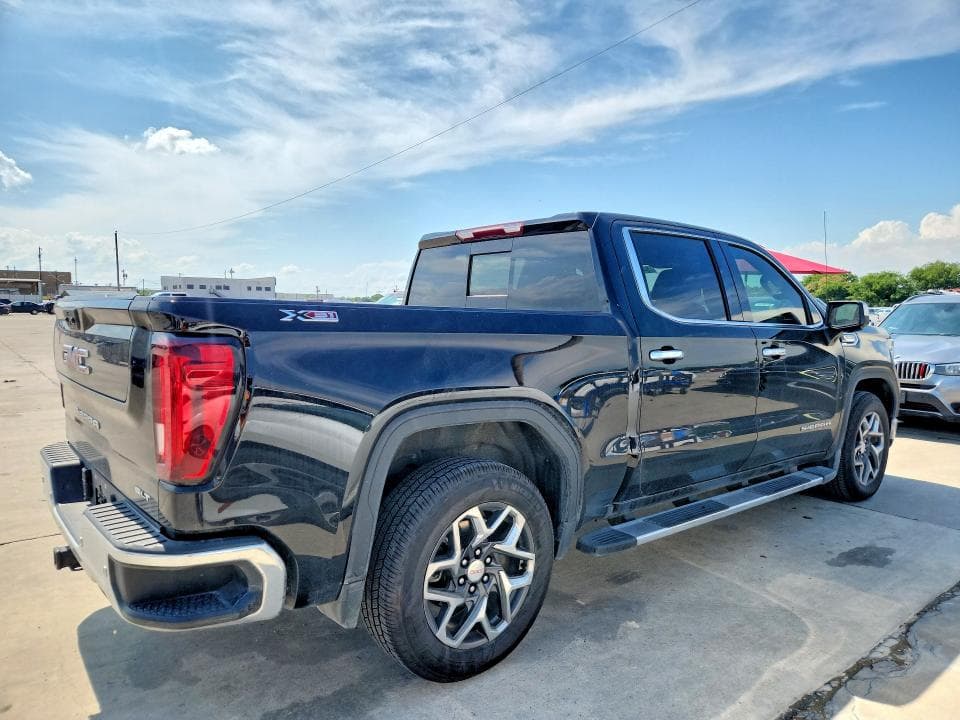 2024 GMC SIERRA K1500 SLT 3