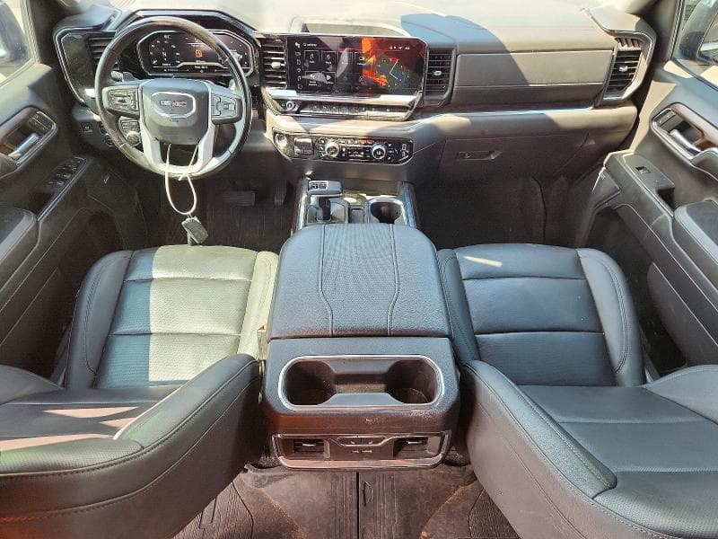 2024 GMC SIERRA K1500 SLT 8