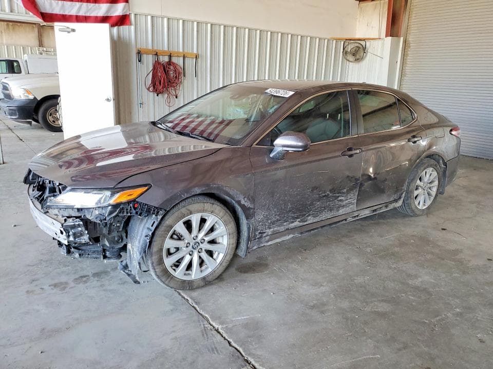 2019 TOYOTA CAMRY LE LE - 1