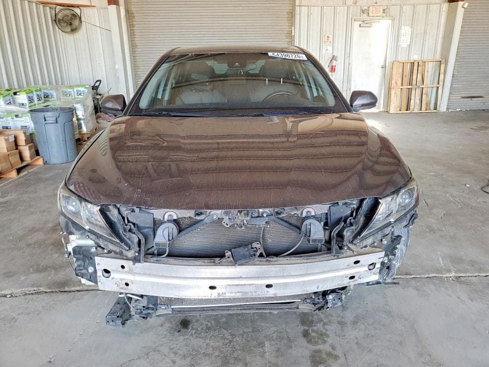 2019 TOYOTA CAMRY LE LE 5