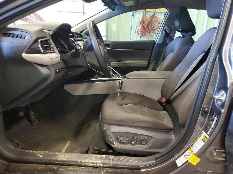 2019 TOYOTA CAMRY LE LE 7