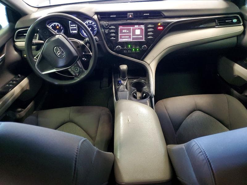 2019 TOYOTA CAMRY LE LE 8