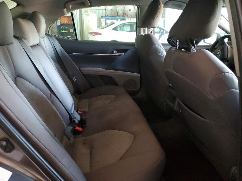 2019 TOYOTA CAMRY LE LE 10