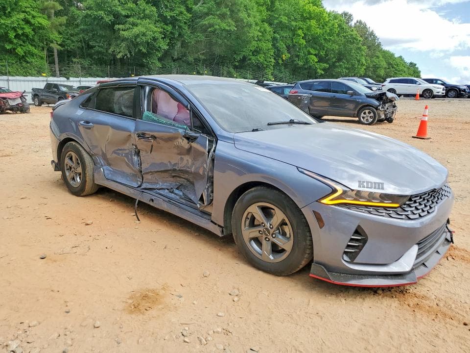 2022 KIA K5 LXS 4