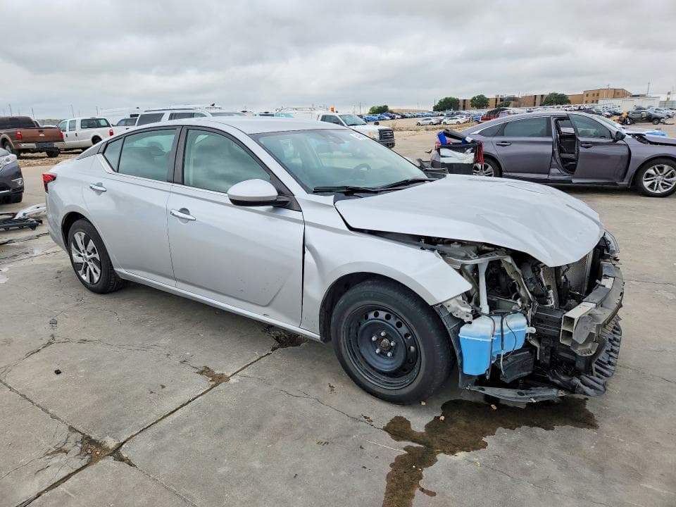 2023 NISSAN ALTIMA S 4