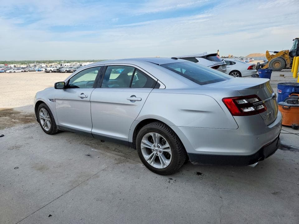 2018 FORD TAURUS SEL 2