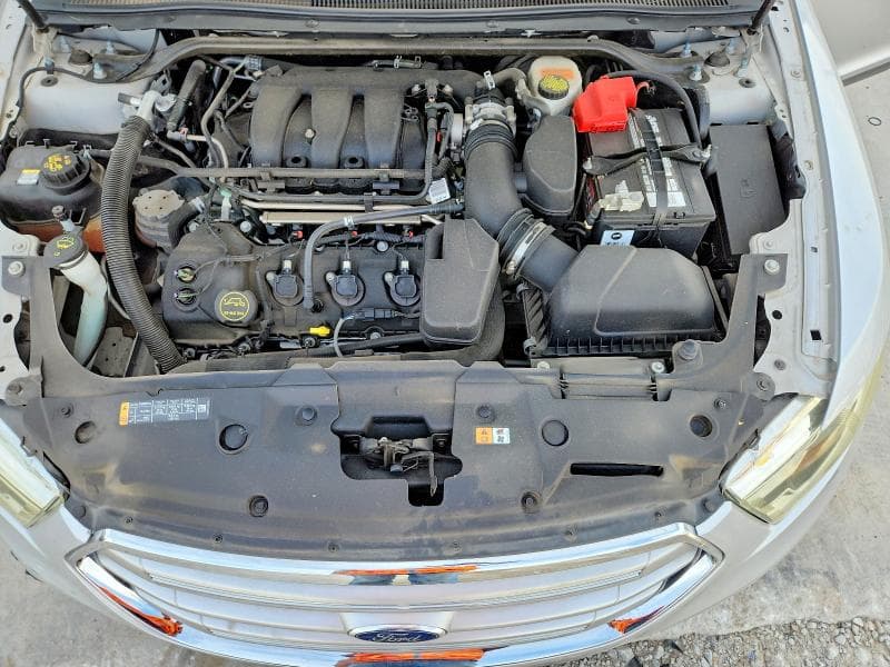 2018 FORD TAURUS SEL 11