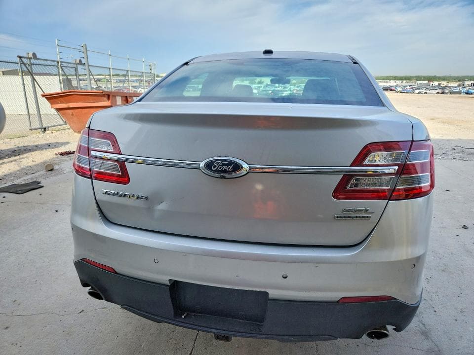 2018 FORD TAURUS SEL 6
