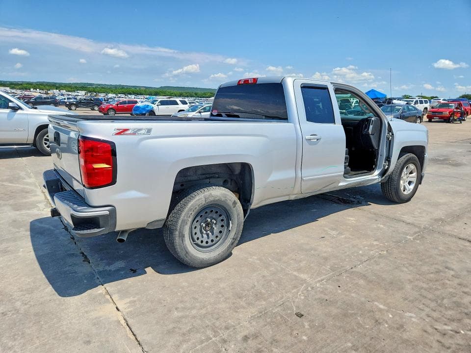 2017 CHEVROLET SILVERADO K1500 LT 3