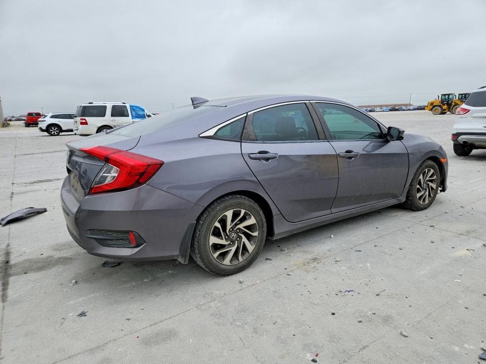 2018 HONDA CIVIC EX 3