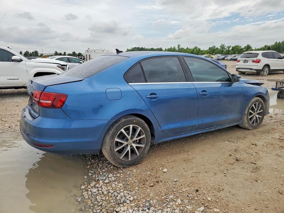 2017 VOLKSWAGEN JETTA SE 3