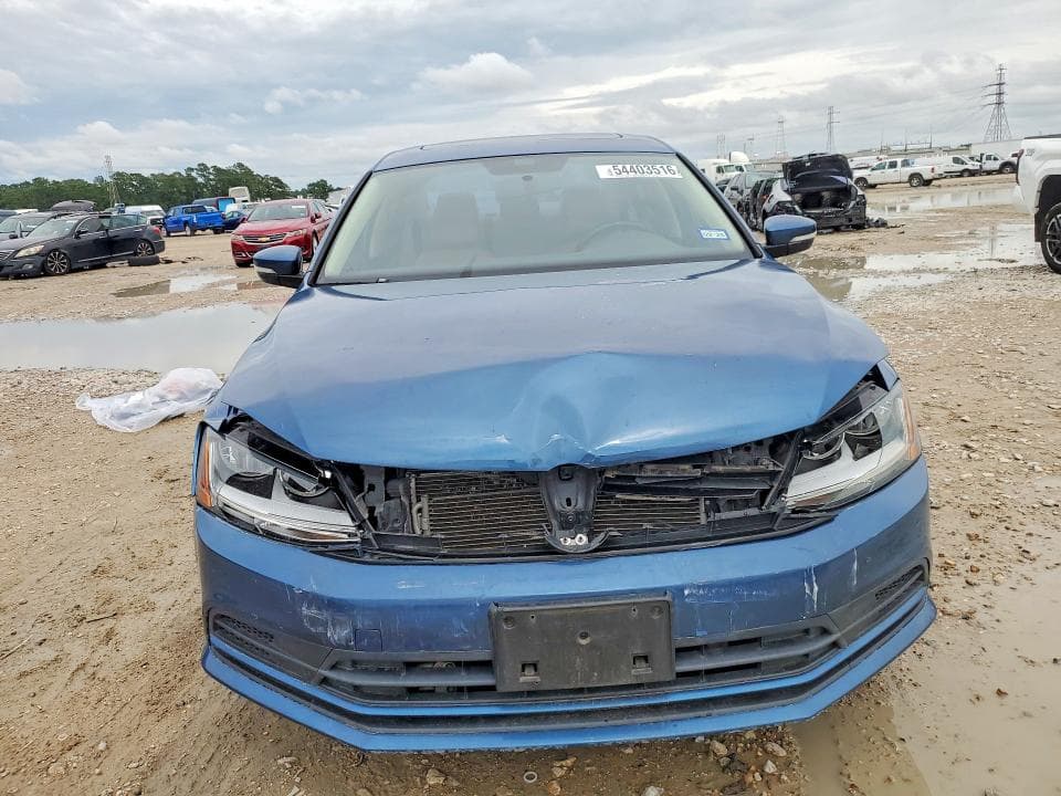2017 VOLKSWAGEN JETTA SE 5