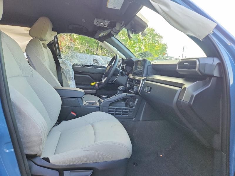 2025 TOYOTA 4RUNNER SR5 SR5 7