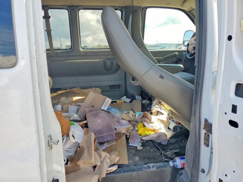 2018 CHEVROLET EXPRESS G3500 LT 11