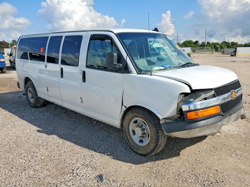 2018 CHEVROLET EXPRESS G3500 LT 4