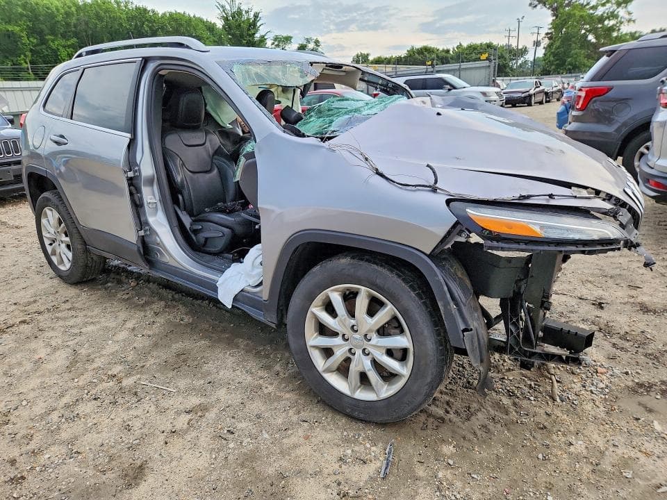 2017 JEEP CHEROKEE LIMITED 4