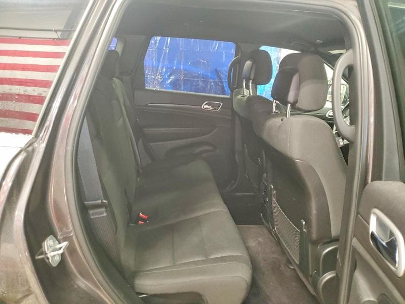 2018 JEEP GRAND CHEROKEE LAREDO 12
