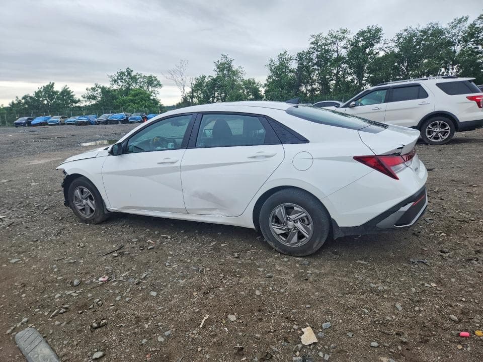 2025 HYUNDAI ELANTRA SE 2
