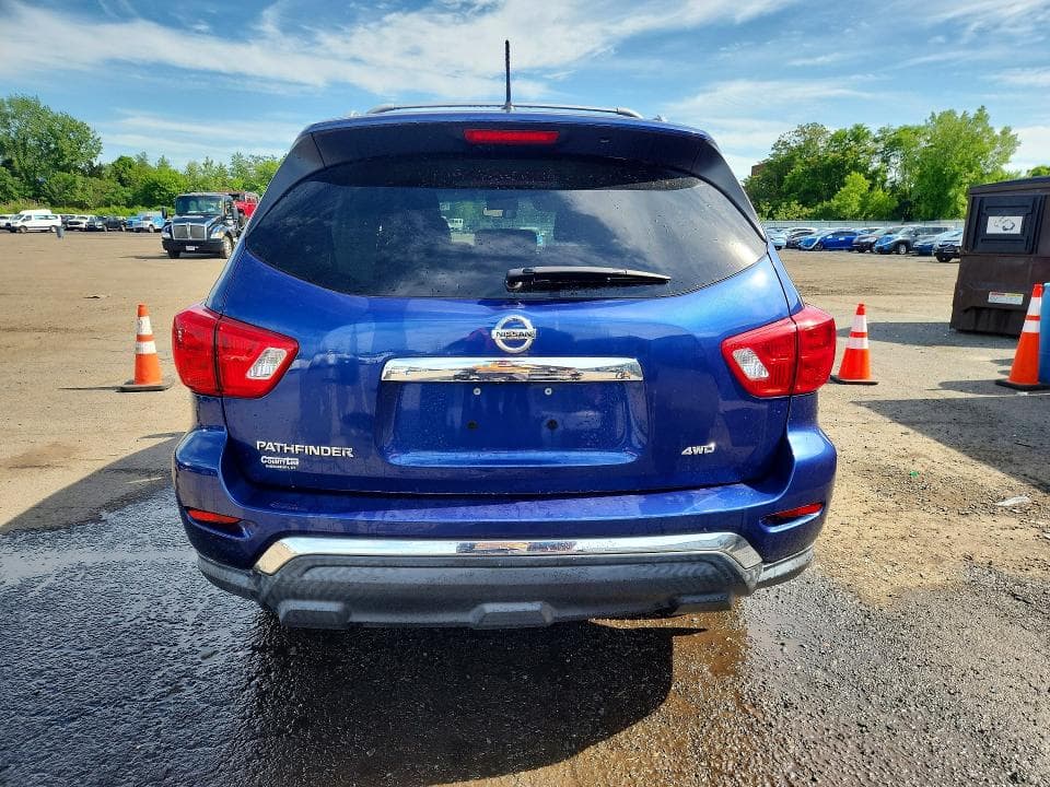 2017 NISSAN PATHFINDER S 6