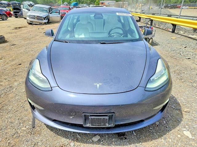 2018 TESLA MODEL 3 5