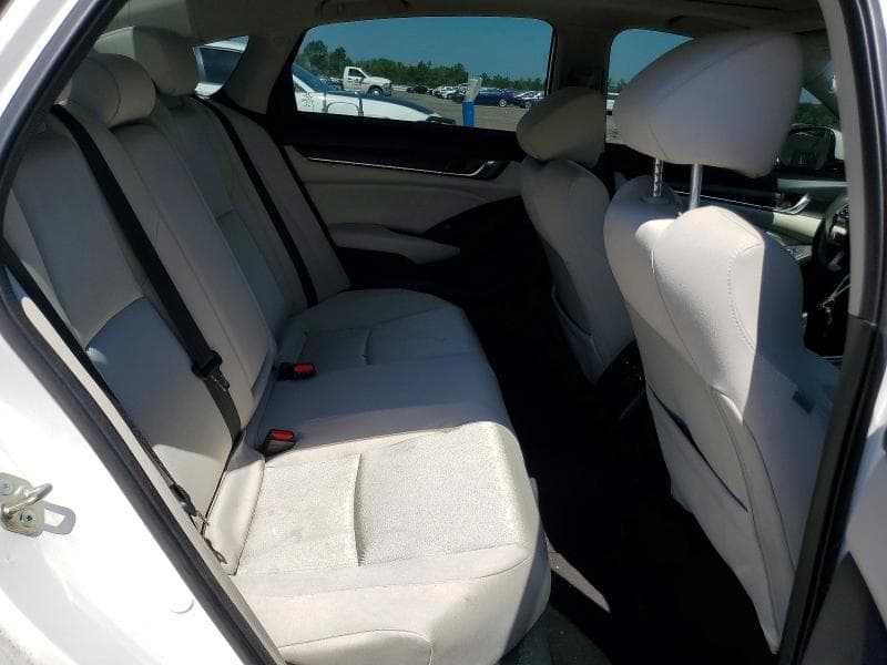2018 HONDA ACCORD EX 10
