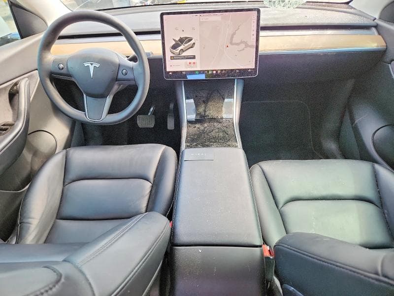 2021 TESLA MODEL Y 8