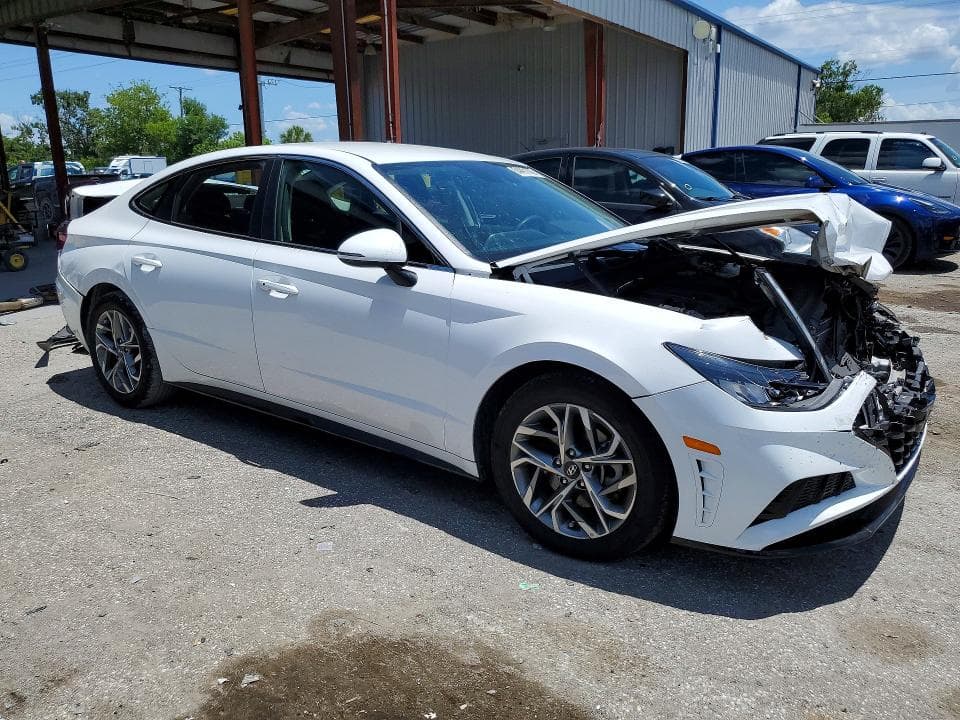 2023 HYUNDAI SONATA SEL 4