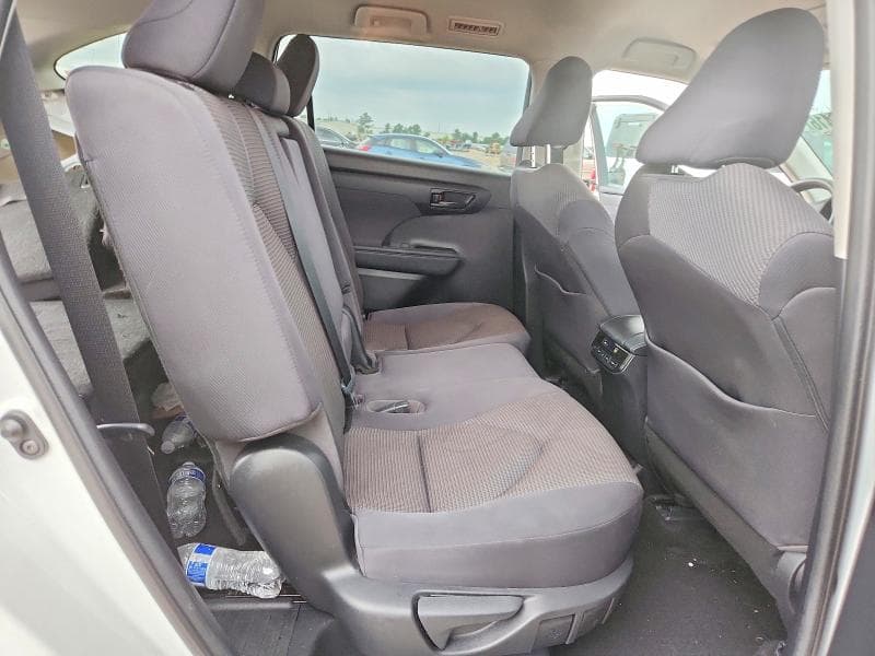 2020 TOYOTA HIGHLANDER L 10