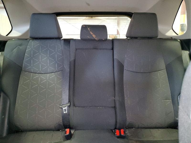 2024 TOYOTA RAV4 XLE 10