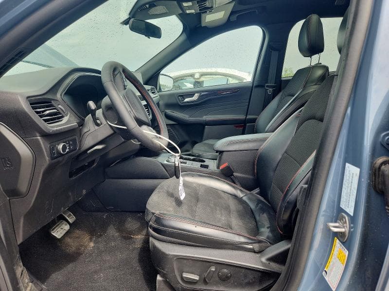 2024 FORD ESCAPE ST LINE 7