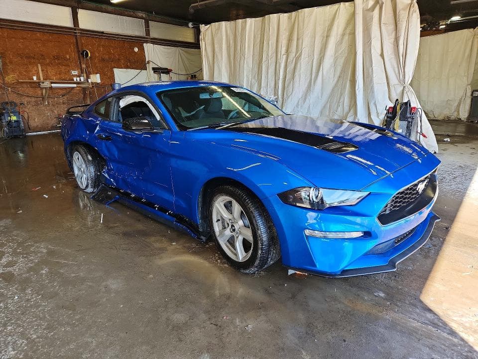 2019 FORD MUSTANG 4