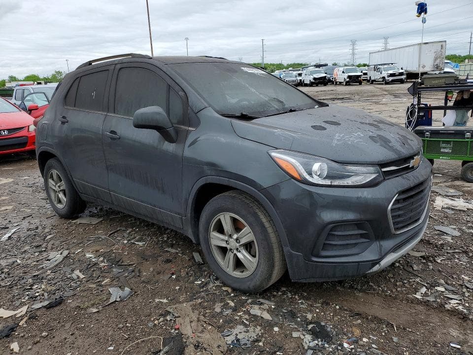 2019 CHEVROLET TRAX 1LT 4