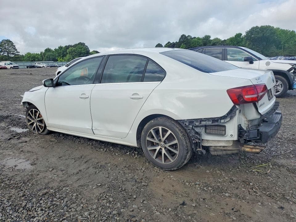 2017 VOLKSWAGEN JETTA SE 3