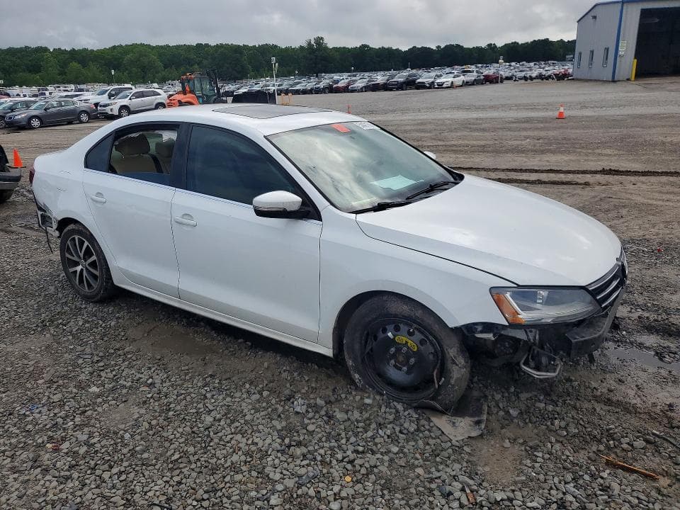 2017 VOLKSWAGEN JETTA SE 5