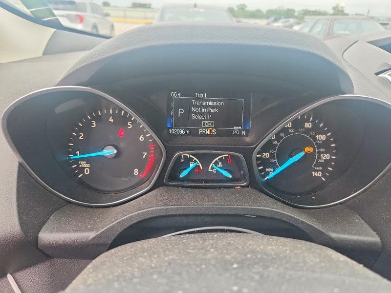 2017 FORD ESCAPE SE 9