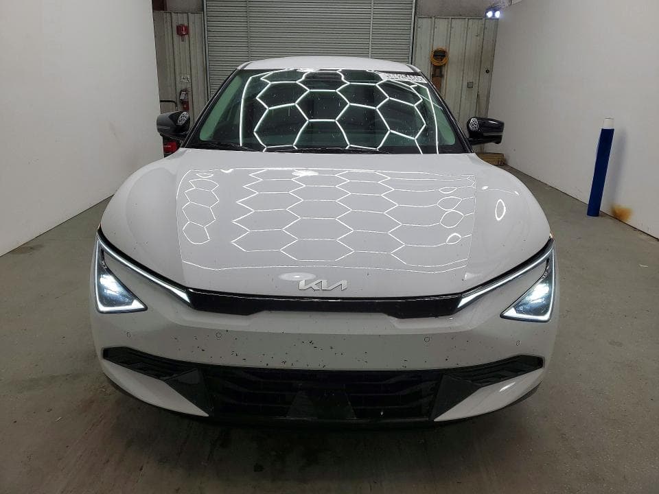 2025 KIA EV6 WIND 5