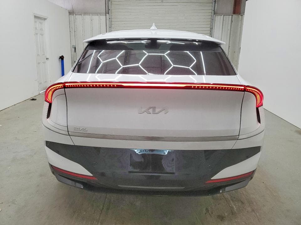 2025 KIA EV6 WIND 6