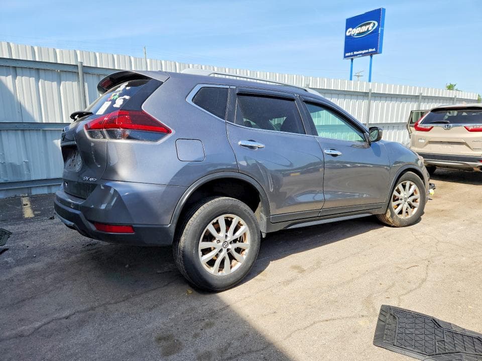 2018 NISSAN ROGUE SV 3
