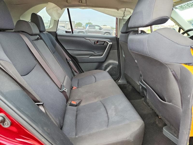 2019 TOYOTA RAV4 LE 11