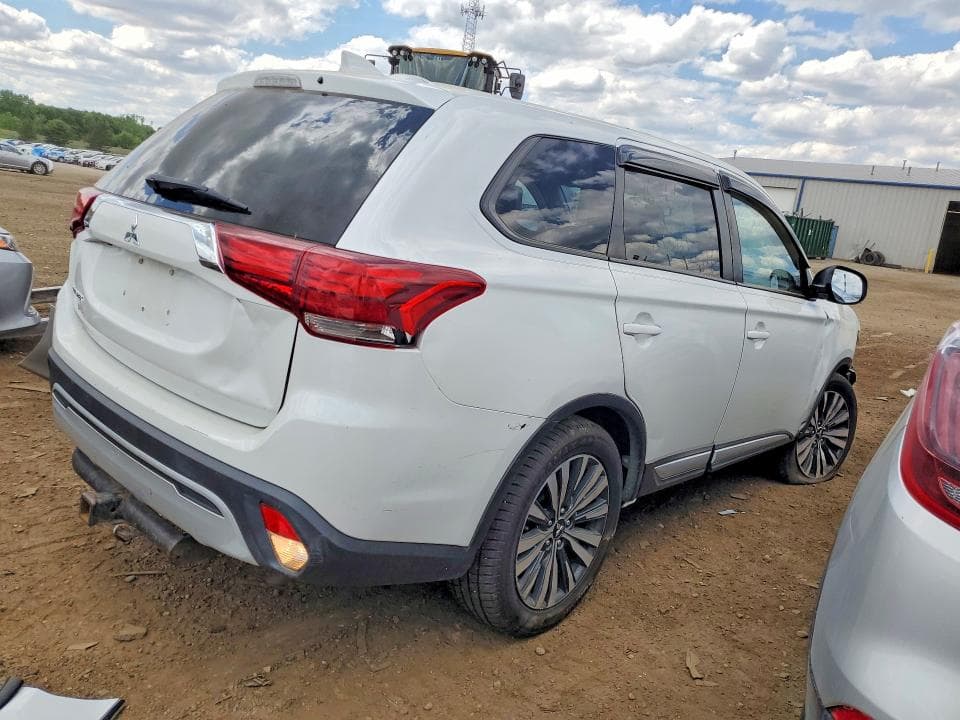 2020 MITSUBISHI OUTLANDER ES 3